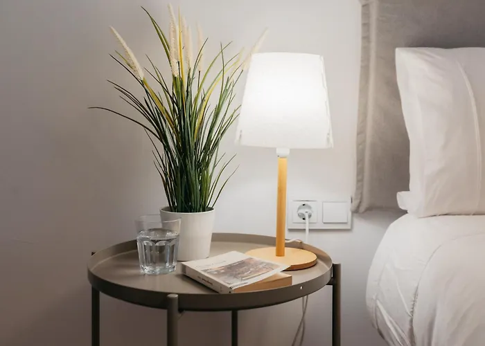 Lägenhet Your Sunny & Spacious Portview *