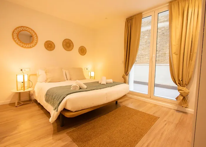 Familiar En Centro - Plaza Ayuntamiento *