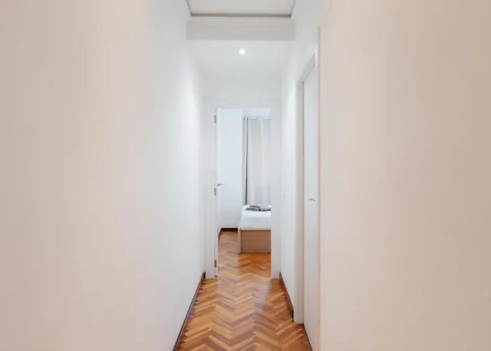 Lägenhet Your Sunny & Spacious Portview *