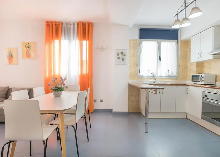 Hogar Vera Apartments&bikes شقة *