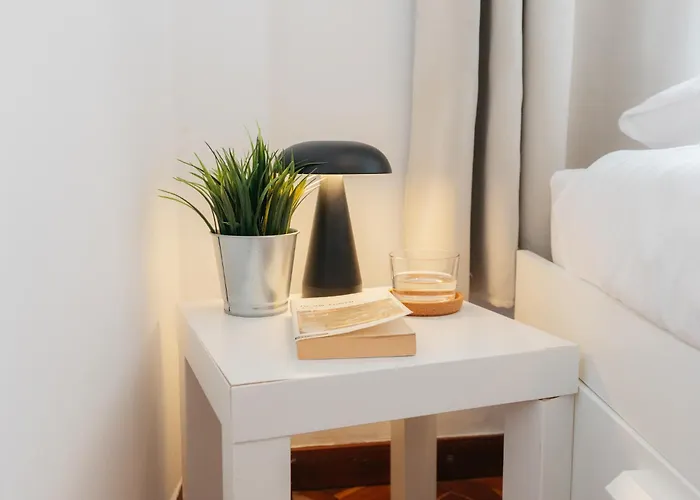 Lägenhet Your Sunny & Spacious Portview *