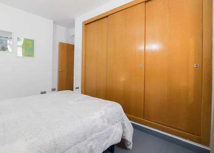 Hogar Vera Apartments&bikes شقة فالنسيا