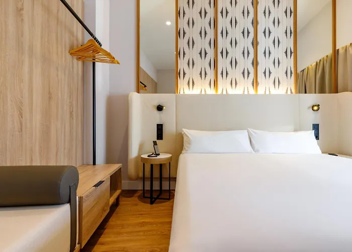 Petit Palace Plaza De La Reina Valência