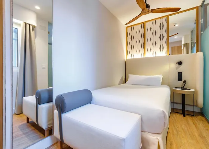 Petit Palace Plaza De La Reina