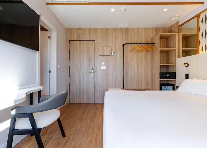 Szálloda Petit Palace Plaza De La Reina