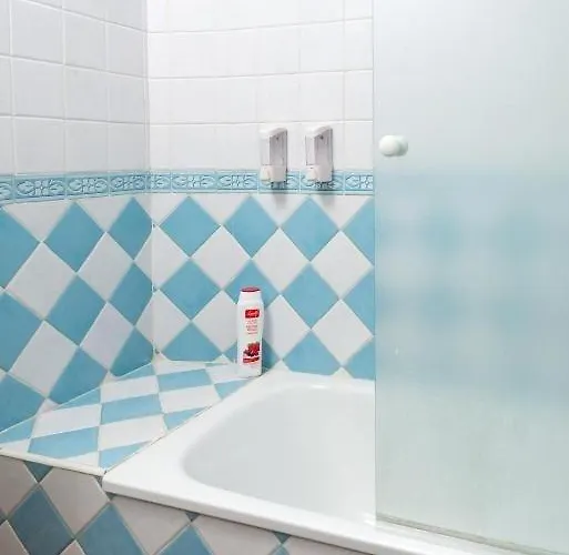 Nwt Station 2* Валенсия