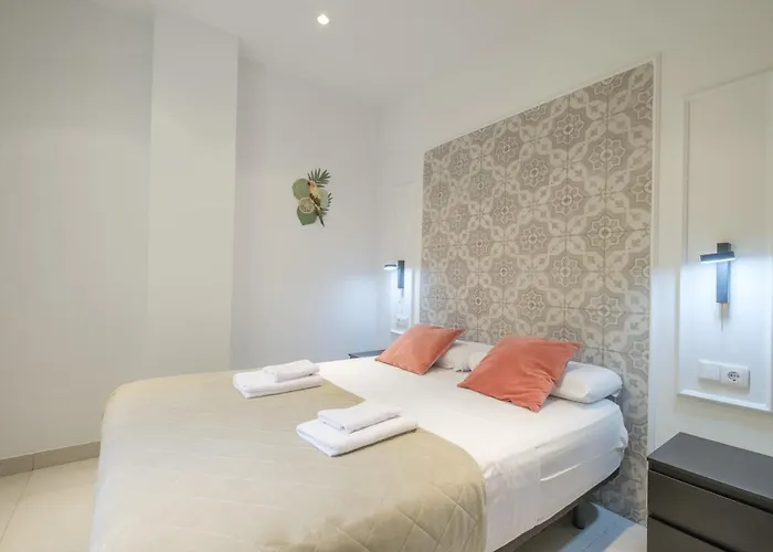 Chic & Comfortable Apartment, Private Terrace 4*