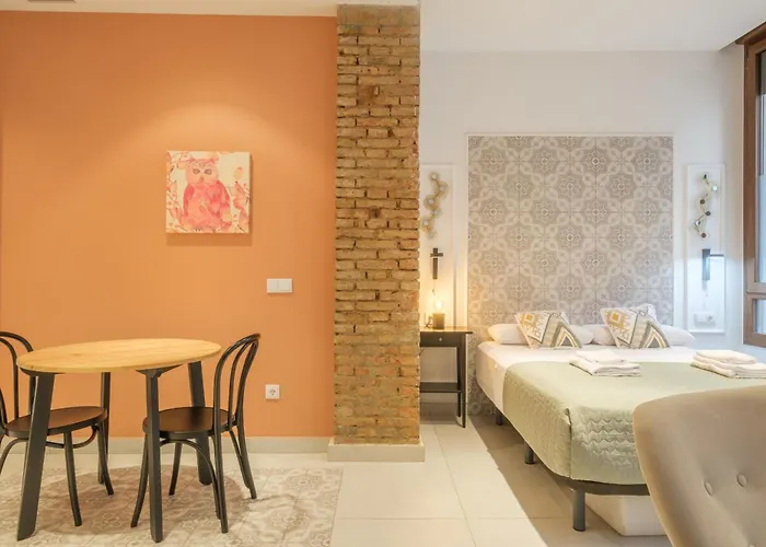 Gorgeous Close To Centre