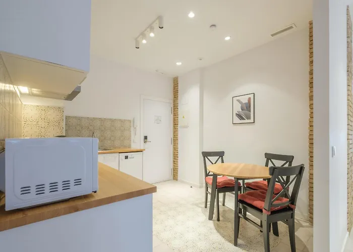 Modern Close To Centre 4* バレンシア