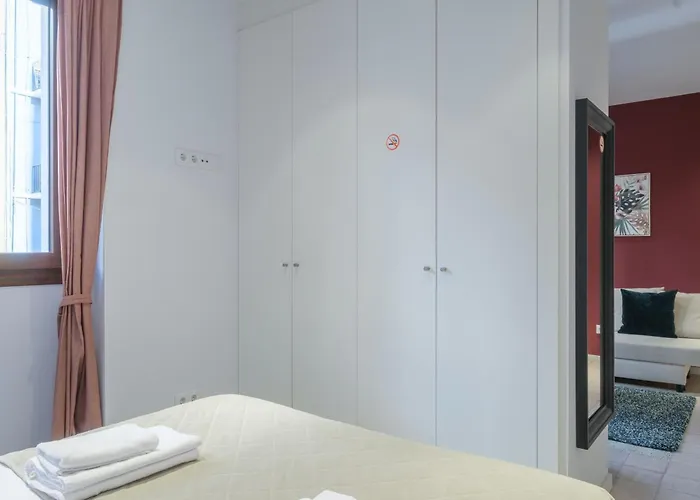 Modern Close To Centre アパートホテル バレンシア