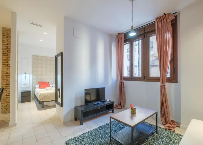 Modern Close To Centre 4* バレンシア