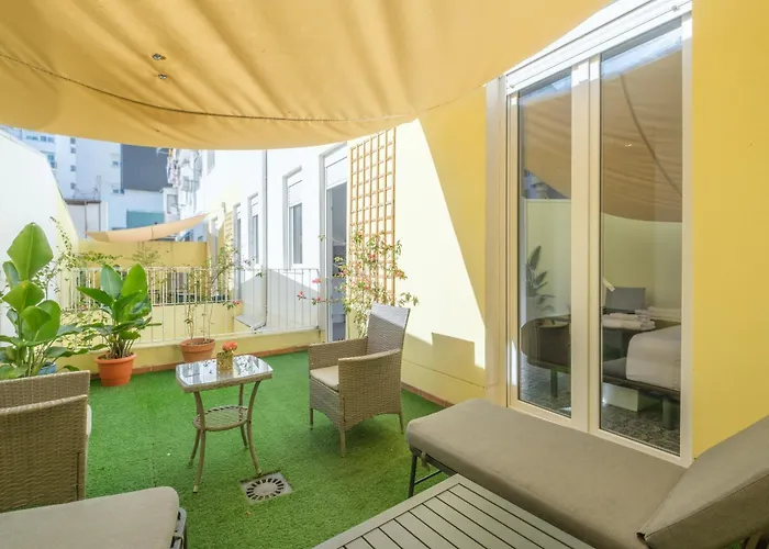 Gorgeous With A Large Private Terrace فالنسيا