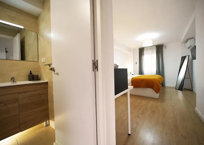 Casa Ross En Ruzafa منزل للإقامة فالنسيا