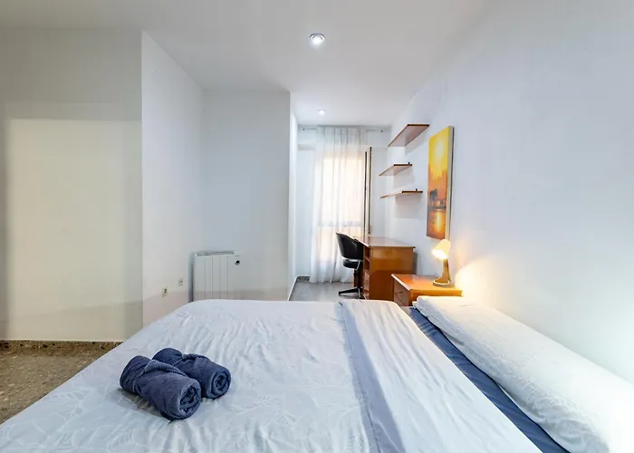Invalencia - Yecla Flat 4 Bdrm & 2 Wc With Terrace 아파트 발렌시아