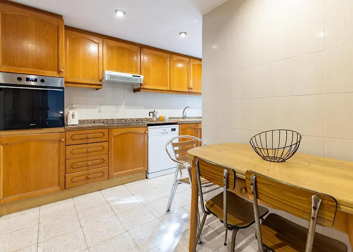 Invalencia - Yecla Flat 4 Bdrm & 2 Wc With Terrace Διαμέρισμα *
