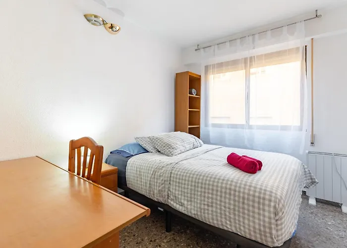 Invalencia - Yecla Flat 4 Bdrm & 2 Wc With Terrace * Βαλένθια