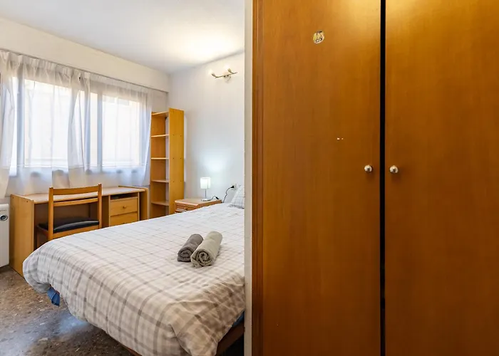 Invalencia - Yecla Flat 4 Bdrm & 2 Wc With Terrace 발렌시아