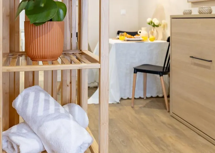 Travel Habitat Mediterranean Lofts فالنسيا