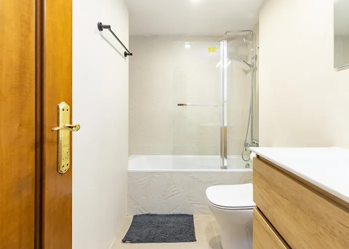 Invalencia - Yecla Flat 4 Bdrm & 2 Wc With Terrace * Βαλένθια