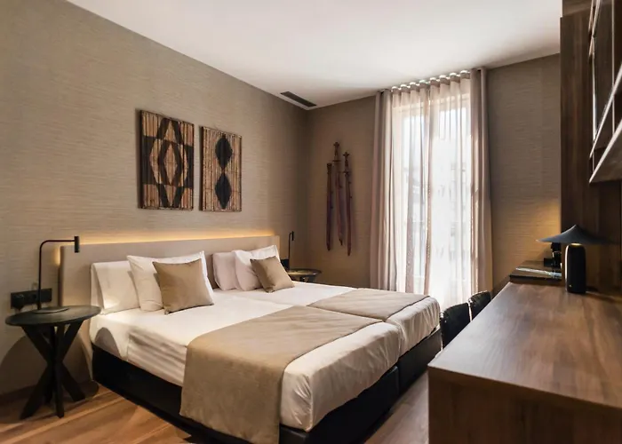 Blanq Gran Via Otel 4*