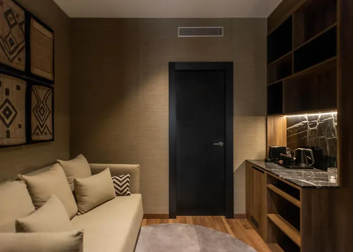 Blanq Gran Via 4* فالنسيا