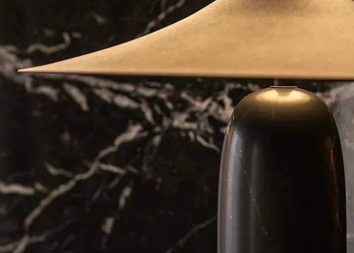 Blanq Gran Via فندق 4*