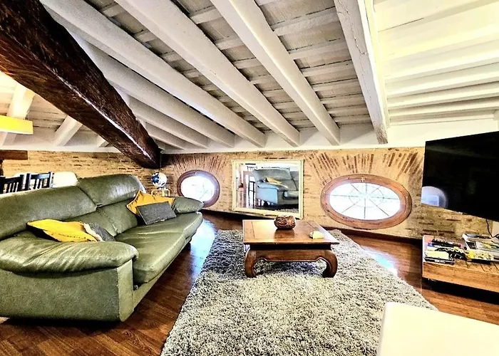 Atico Exclusivo Del Siglo Xvi Con Terraza Privada En El Corazon De Ciutat Vella דירה ולנסיה