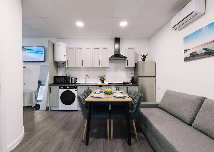 Apartament Modern Near Benicalap Park