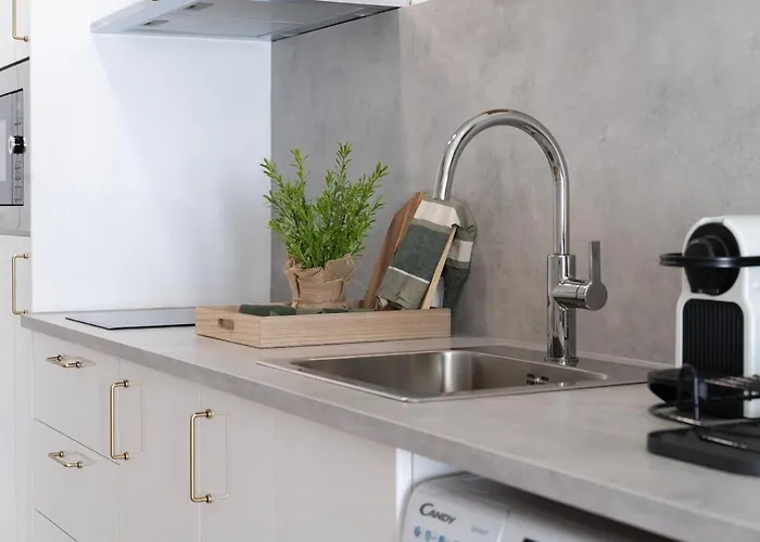 Loft M11 - Ground & Arena Connected