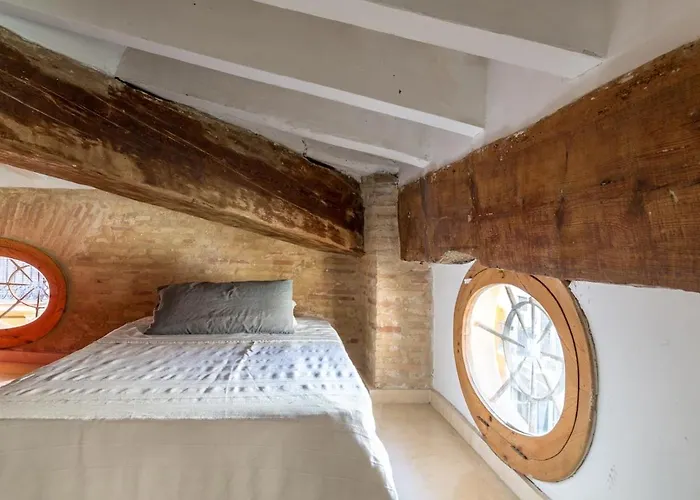 Atico Exclusivo Del Siglo Xvi Con Dos Terrazas En El Corazon De Ciutat Vella * Walencja