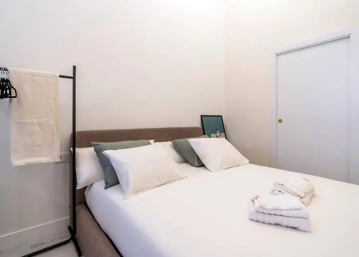 03 - Les Artes Apartment *