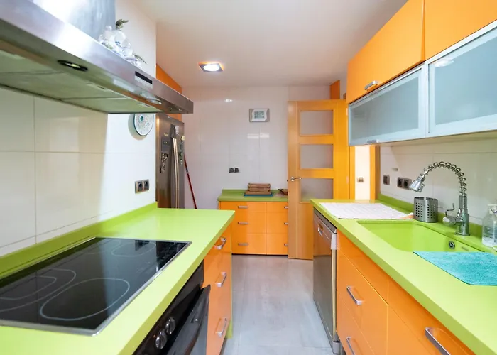 2br In Valencia's Old Town *