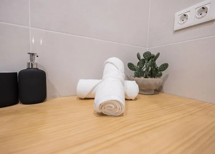 Apartamento Estudio Con Altillo En Malilla Cerca De La Fe