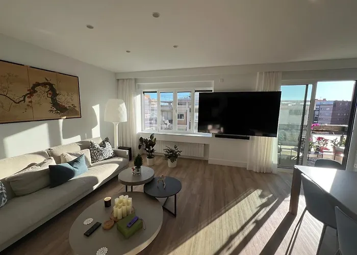 Bright Spacious Luxury *