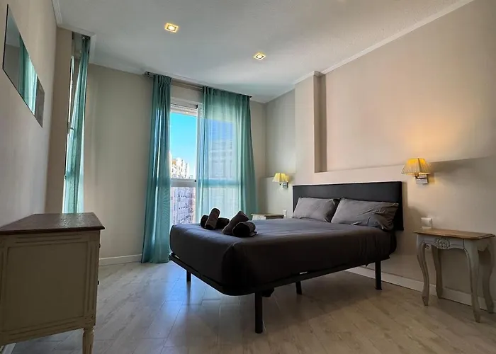 Tu En El Centro - Ruzafa 8d Apartment *