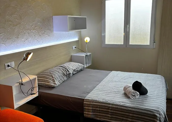 Moderno Cerca Del Centro Y La Playa Valencia