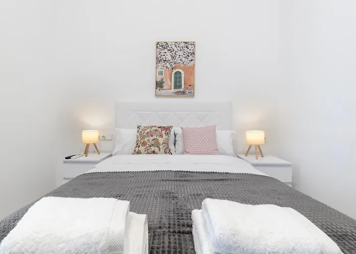 Appartamento Modern & Stylish Close To The Valenza