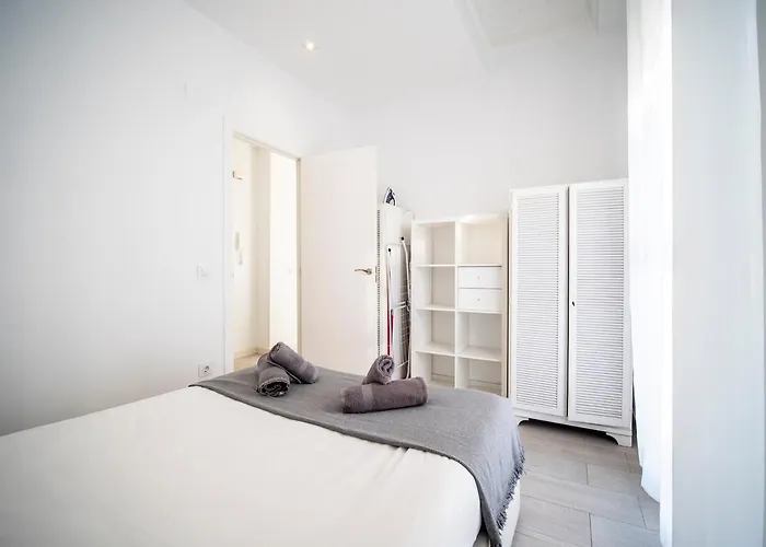 Ruzafa Market 9c * Valencia