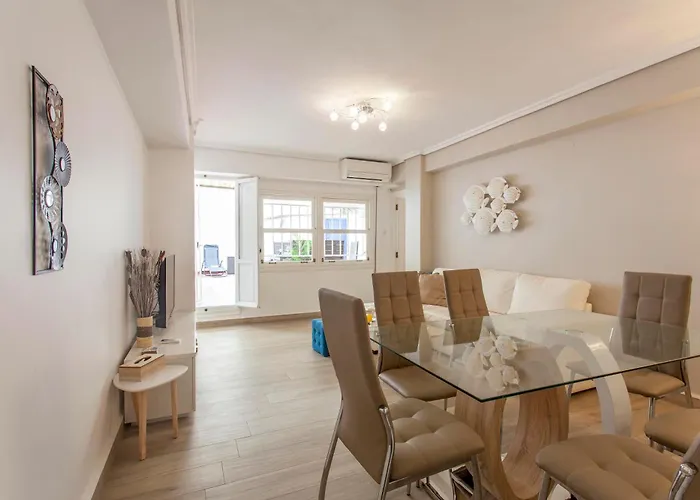 Flat 3 Bedroom In Extramurs *