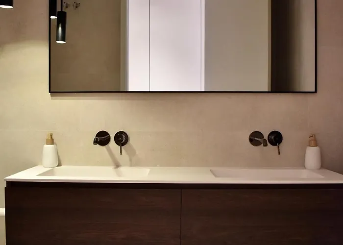 Stylish & Cozy Flat In Heart Of Eixample,