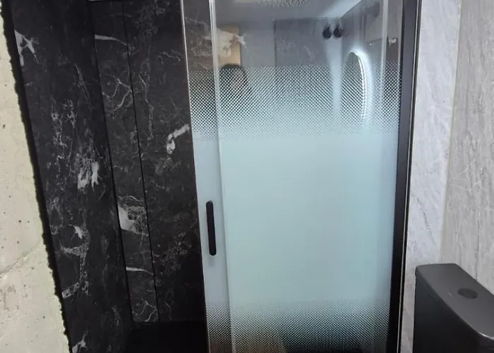 Excepcional Amplio Apartamento Industrial Fallas Hasta 6, Wifi Gratis Cuna *