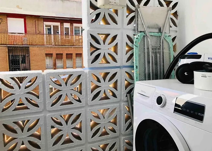 Cerca De Playa Y Ciudad De Ciencias Apartman