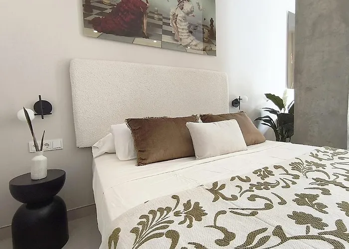 Loft - B 1-6 Smart Access & Urban Calm