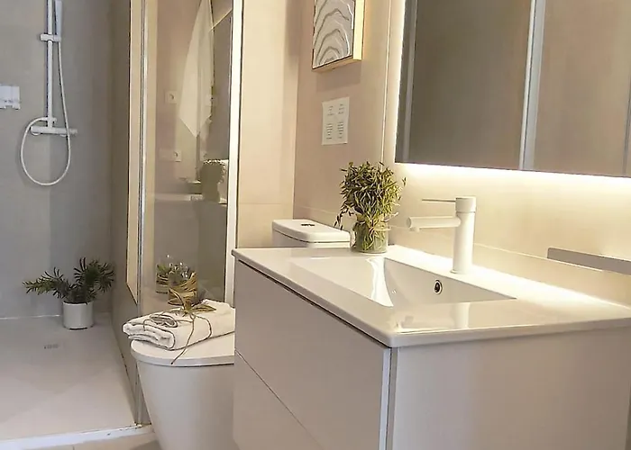 Loft - B4 Smart Access & Urban Calm *