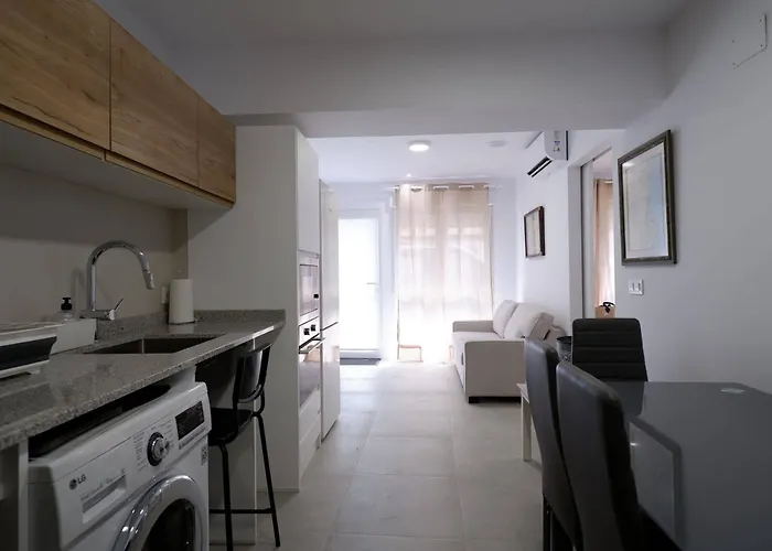 Daire El Cabanyal Modern 2-bedroom By The Sea