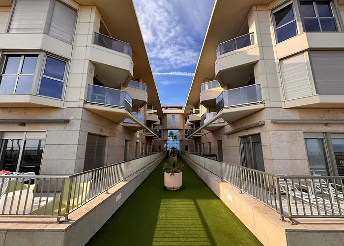 Vibe - Oceanfront Escape فالنسيا