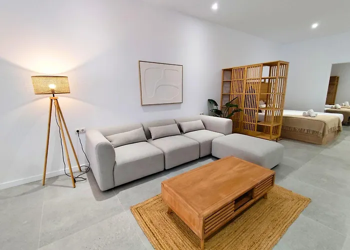 Travel Habitat Jesus-patraix Familiar