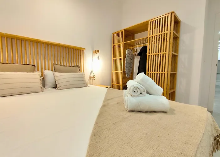 Travel Habitat Jesus-patraix Familiar Valensiya