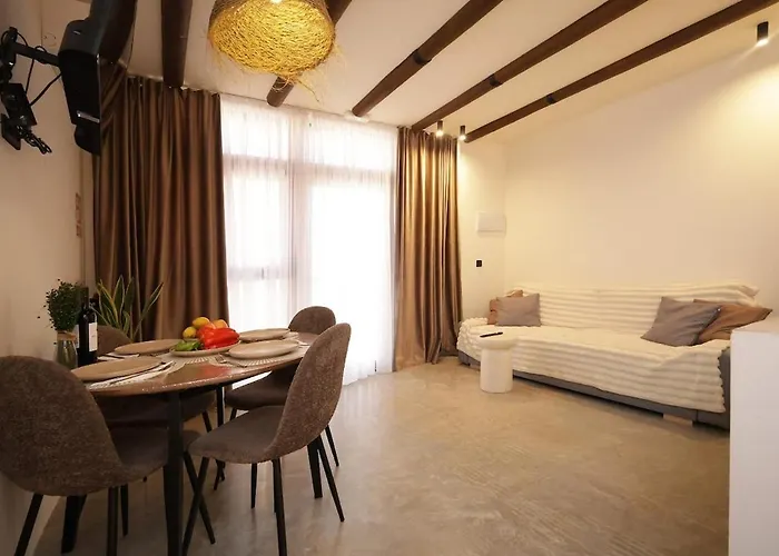 Junto Ciudad De Ciencias - Manolito 2 アパート