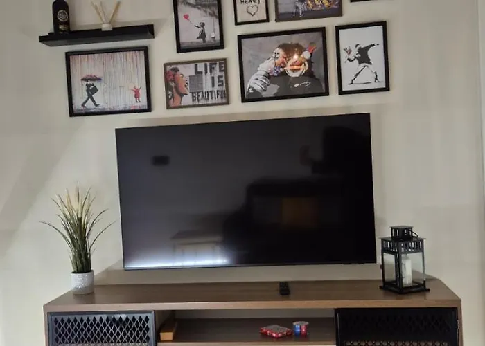 Excepcional Amplio Apartamento Industrial Fallas Hasta 6, Wifi Gratis Cuna Apartamento